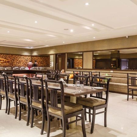 Hotel Rajwara Palace Jodhpur จ๊อดปูร์ ภายนอก รูปภาพ